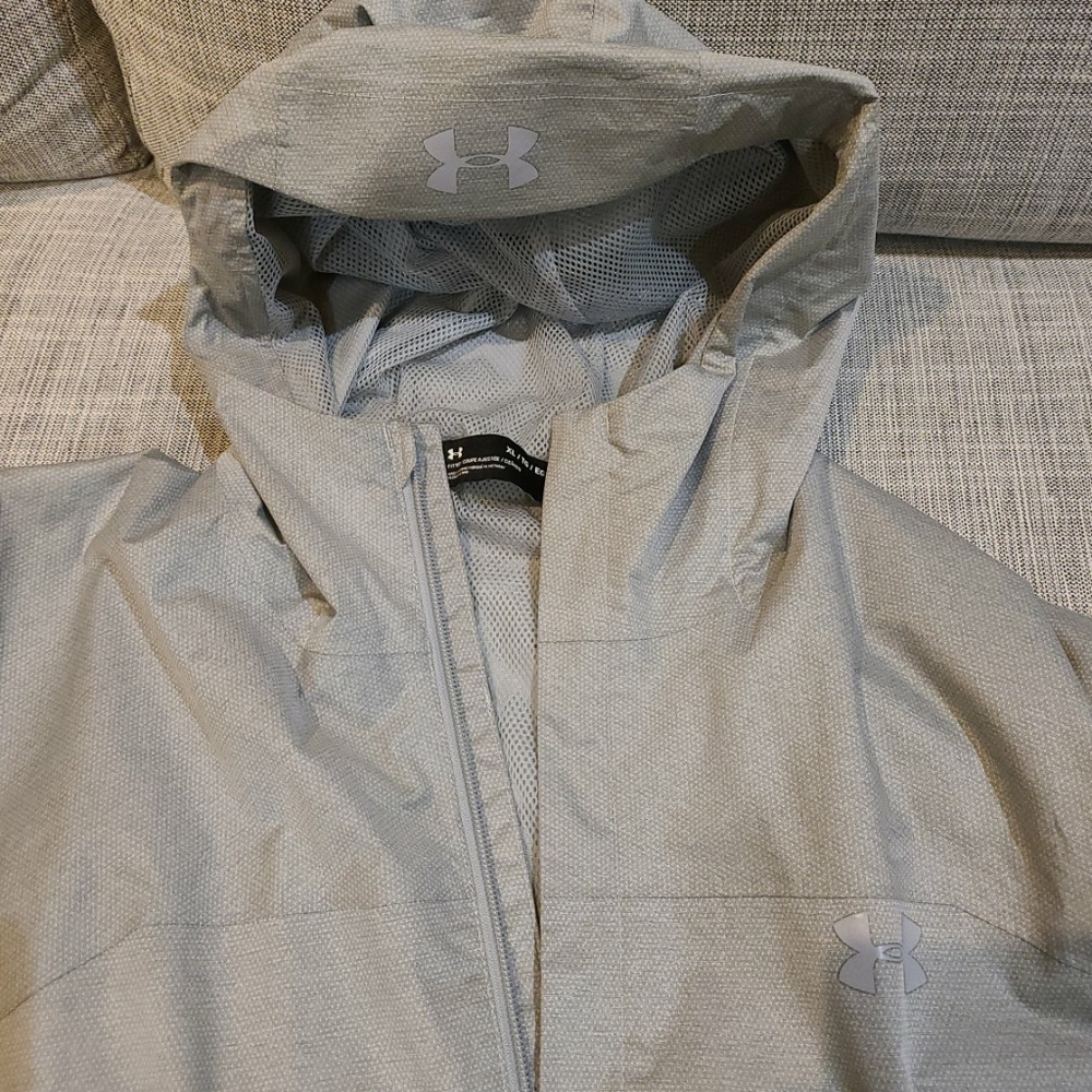 Under Armour Hooded Running Jacket
